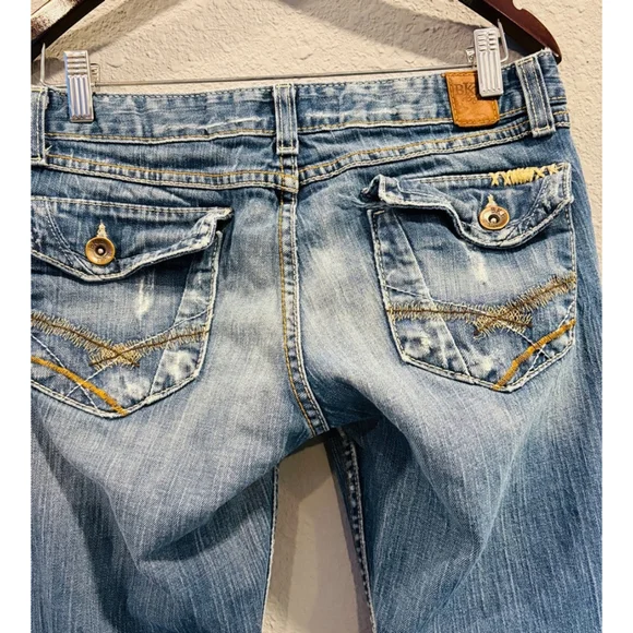 Rock & Roll Cowgirl Mid-Rise Bootcut Jeans, Size 32x32 - Picture 5 of 9